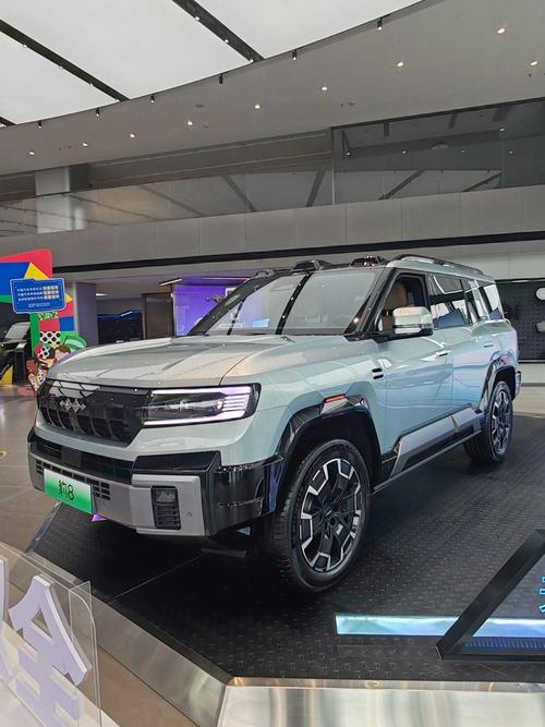 佛山315比亚迪方程豹硬派越野的爆款，英菲尼迪35周年与你共成长